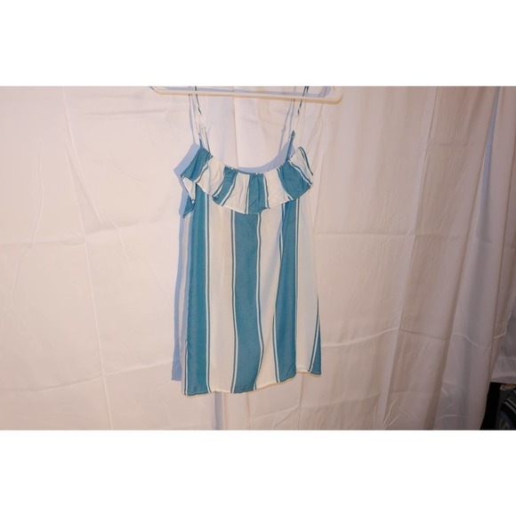 Old Navy ruffle Cami White Blue Vertical Stripe - Picture 3 of 14
